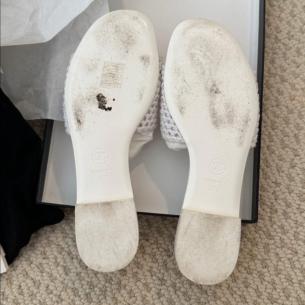 CHANEL White Slides - Picture 4 of 13